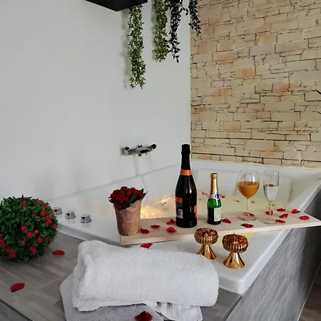 Romantic Cocon Home In Mülhausen Exterior foto